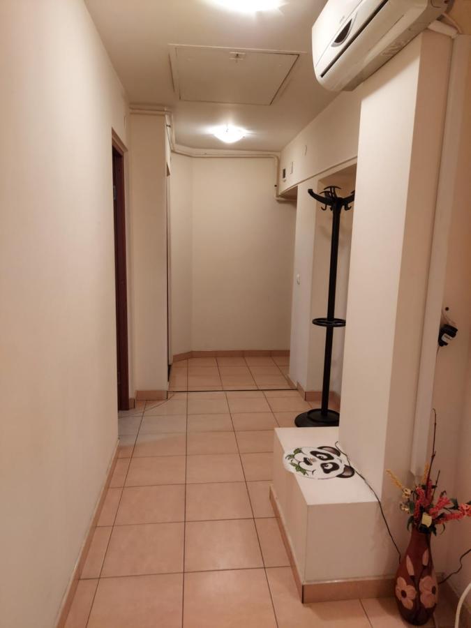 Bya Apartment Iasi Exterior photo